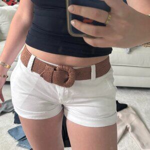 Vineyard Vines Women's Brown and White Shorts